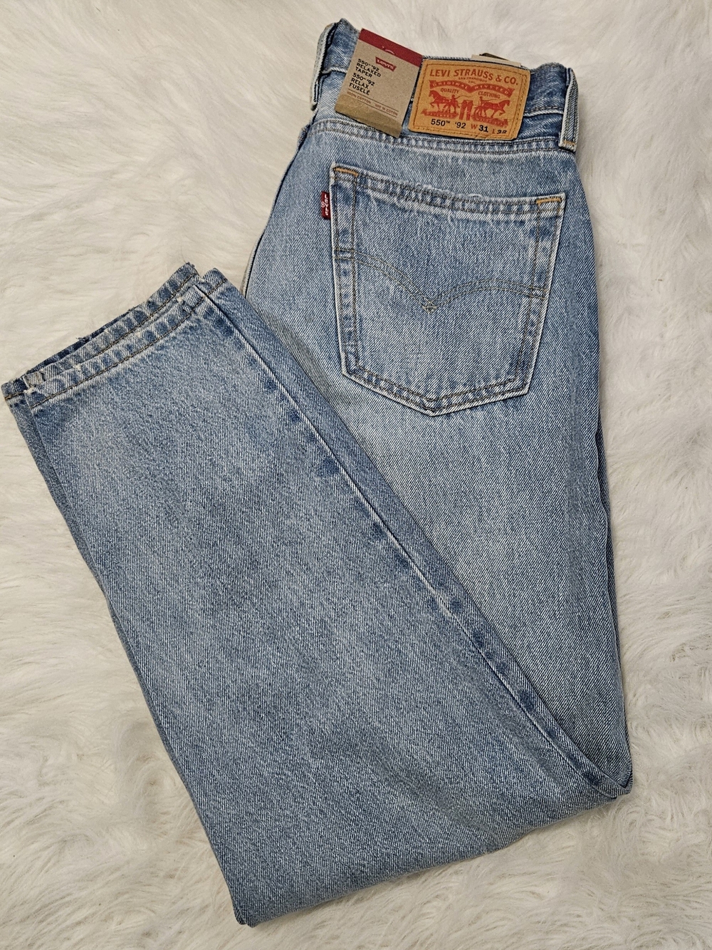 Levi's 550 '92 Men Jeans Relaxed Taper  Light Blue Denim